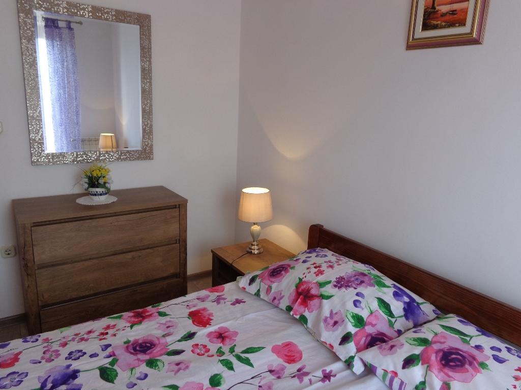 I & S Apartments Vodice Kültér fotó