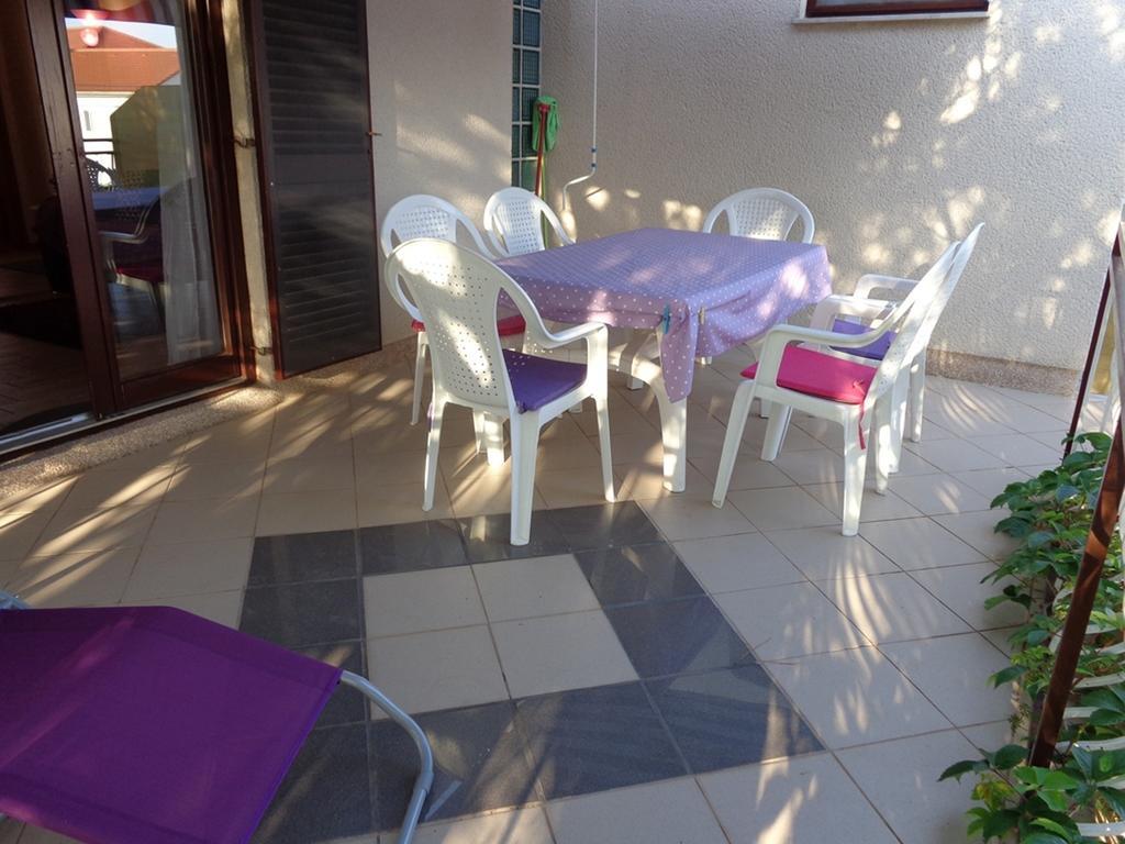 I & S Apartments Vodice Kültér fotó